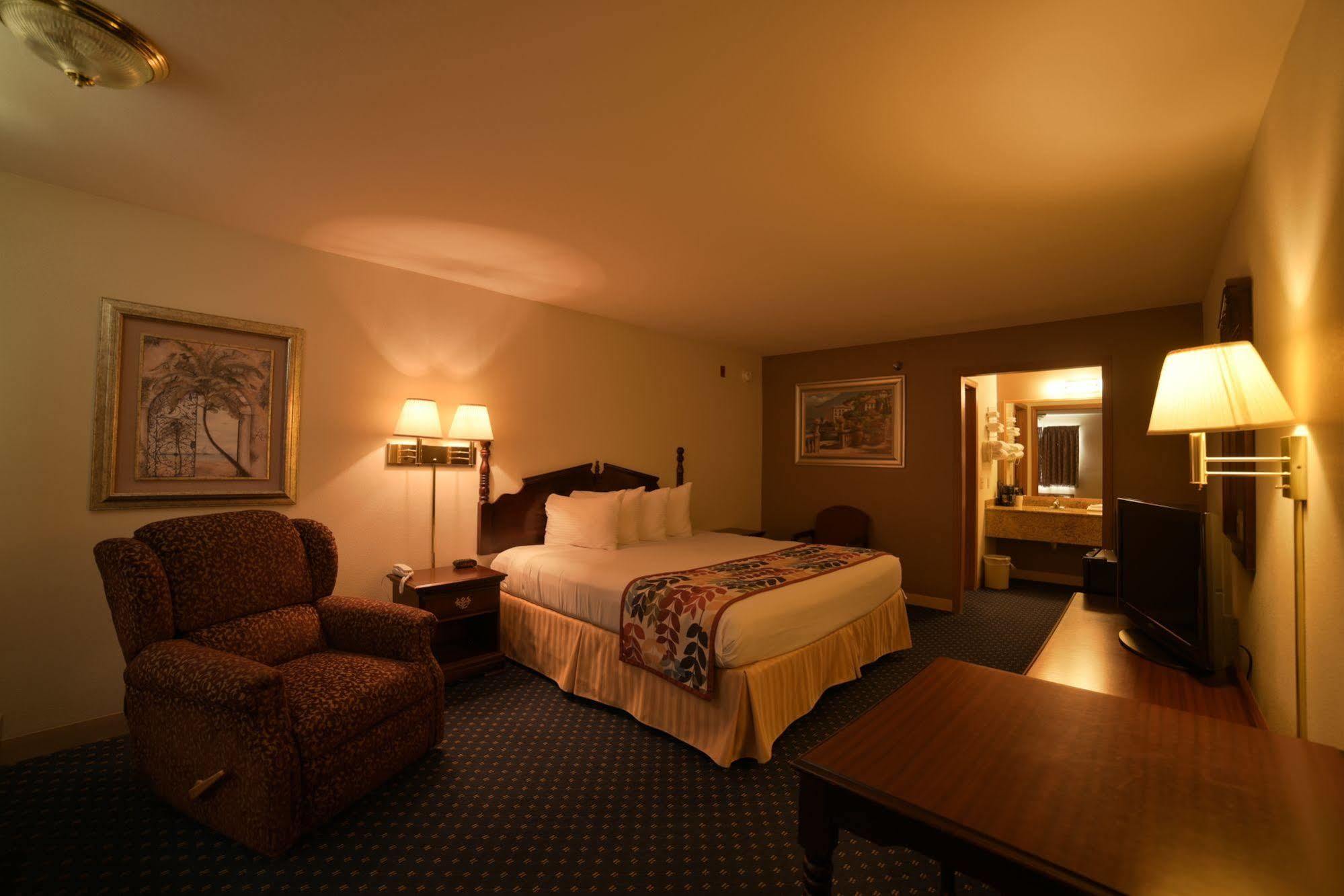 Dutton Inn Branson Extérieur photo